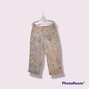 Gloria Vanderbilt Floral Pastel Capris 12